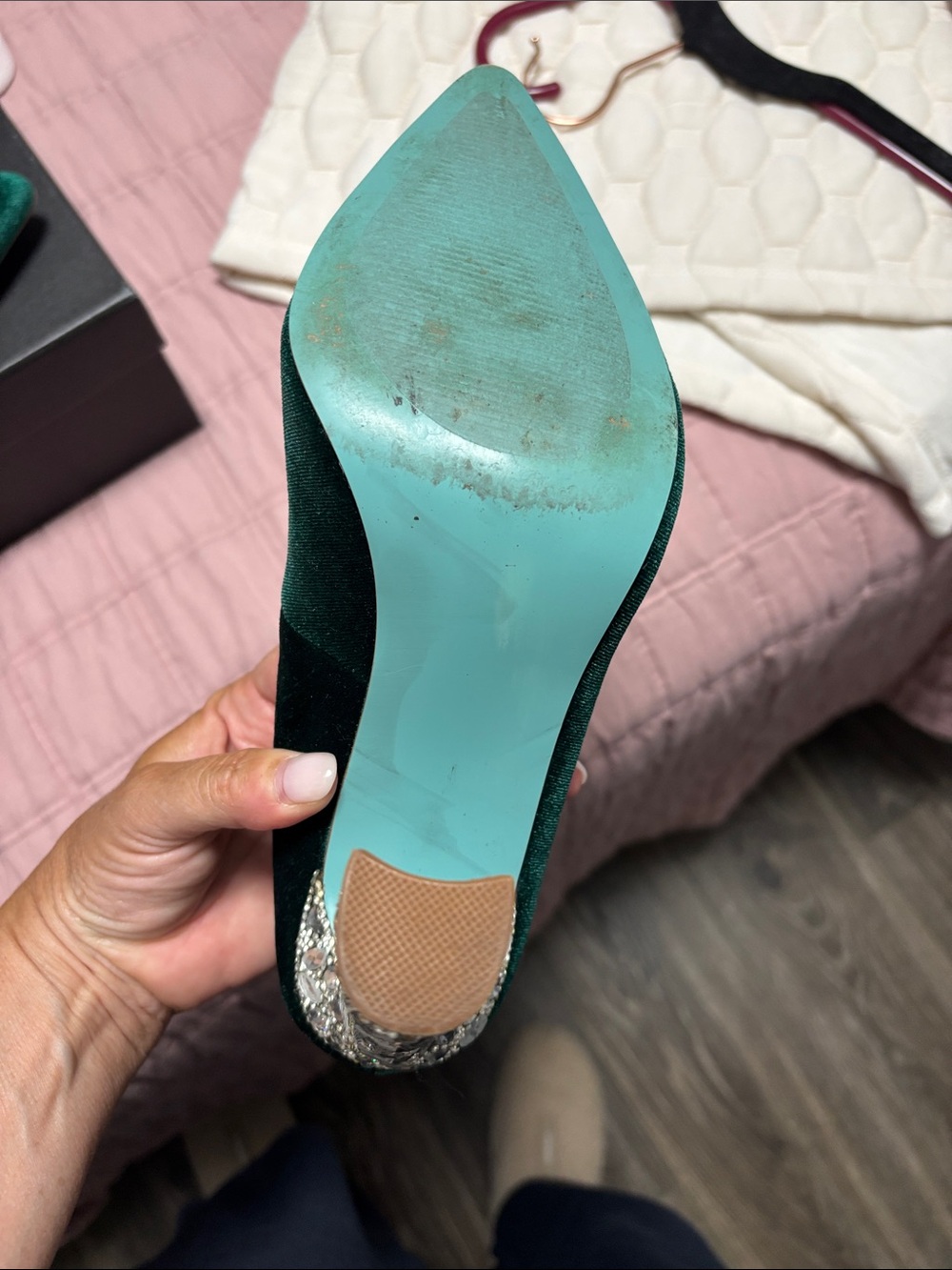 Betsey Johnson Green Velvet Pointed-Toe Pumps - Picture 5 of 10